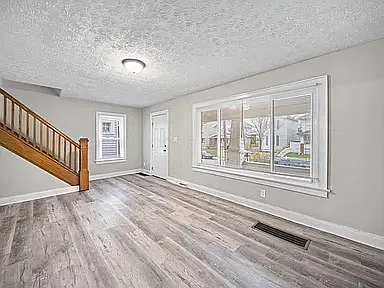 3 bed, 1144 sqft, $1,500 — Photo 3