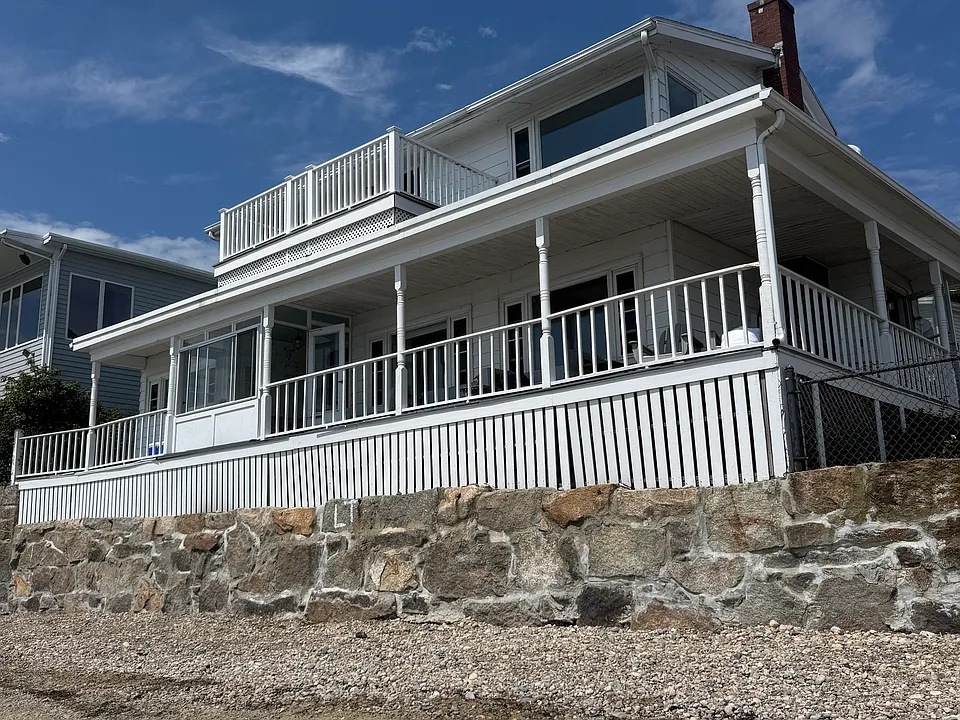 15 Beach Ct