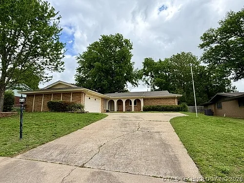 5245 S 68th East Ave Photo 1