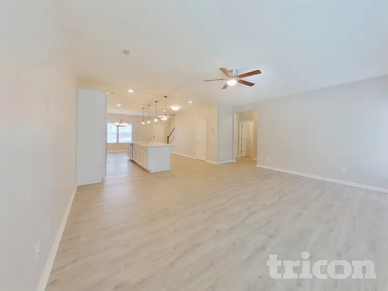 1774 Ashley Lynn Ct — Photo 3