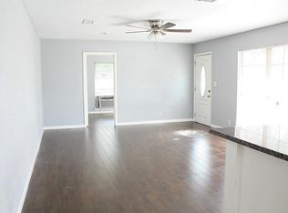 2502 Roy Cir, Houston, TX 77007