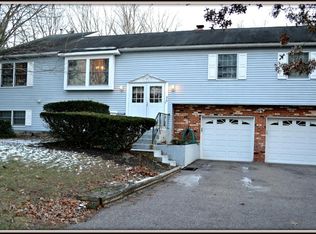 36 Chelsea Rd, Jackson, NJ 08527