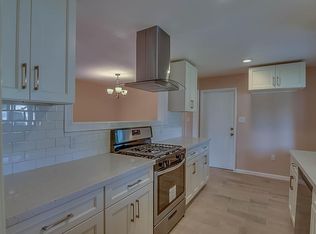 2725 W De Ovan Ave, Stockton, CA 95204