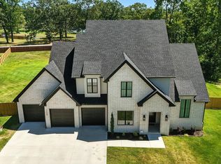 7008 Hannah Ln, Benton, AR 72019