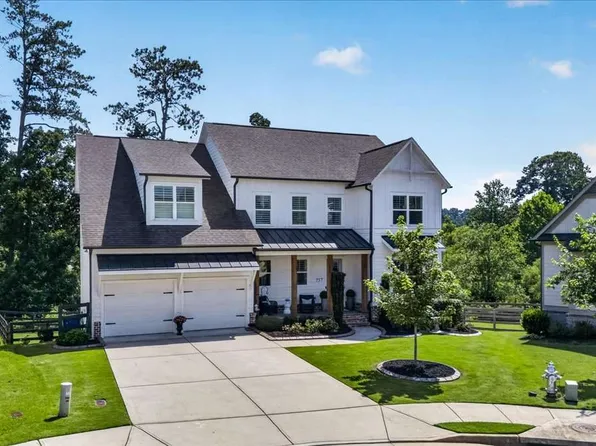 757 Bridgeview Dr, Holly Springs, GA 30115