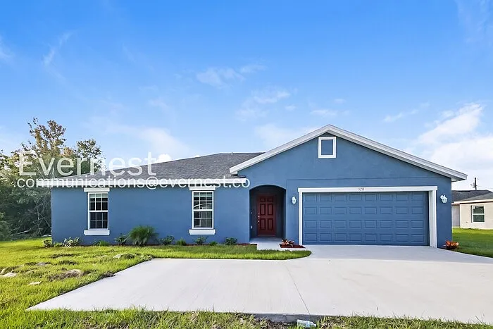 4 bed, 2.0 bath, 1634 sqft, $1,995 — Photo 2