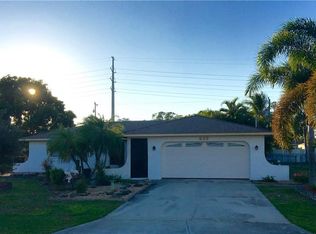 232 SE Santa Barbara Pl, Cape Coral, FL 33990