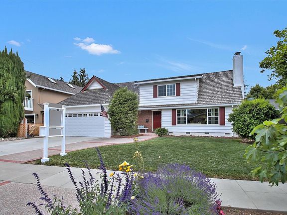 3rd image of 1730 Lorenzen Dr