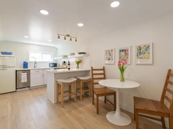 (undisclosed Address), Englewood, CO 80113