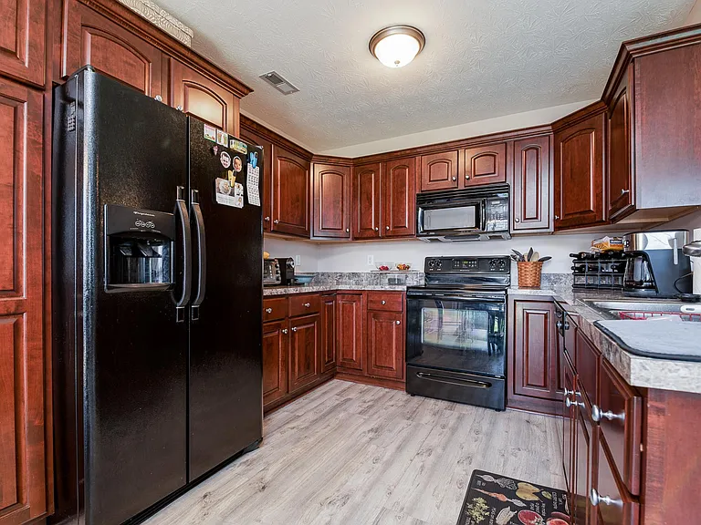 3813 Ridgetop Cir — Photo 8