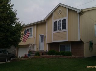 19056 R St, Omaha, NE 68135