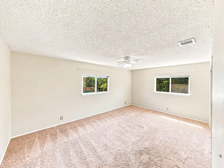 11739 Bridge Hampton — Photo 33