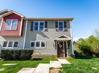 1094 Commonwealth Cir, Forest, VA 24551