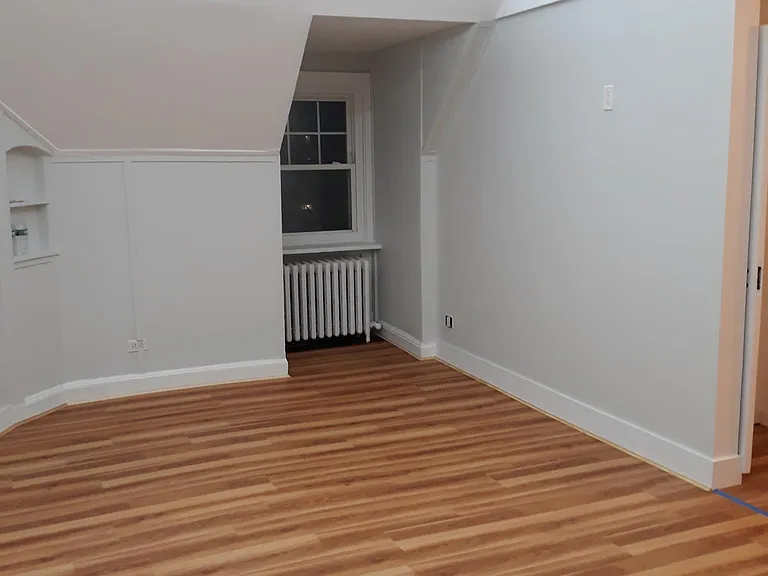26 Cox Ave #2 — Photo 8