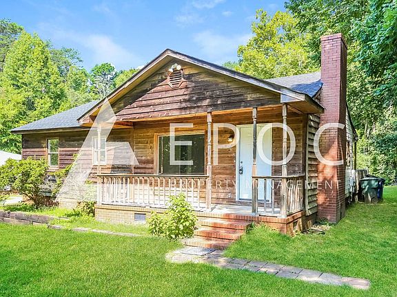 3rd image of 822 Whitsett Ave