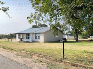 105 W Live Oak St, Gustine, TX 76455