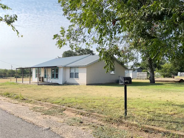 105 W Live Oak St, Gustine, TX 76455