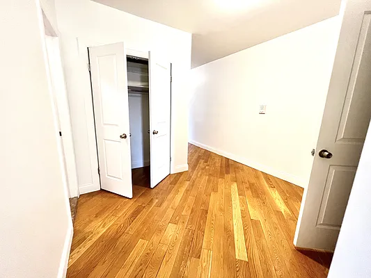 Rented by A&E Real Estate Management | media 18