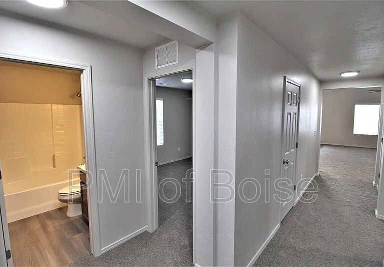 19571 Newhall Pl — Photo 3