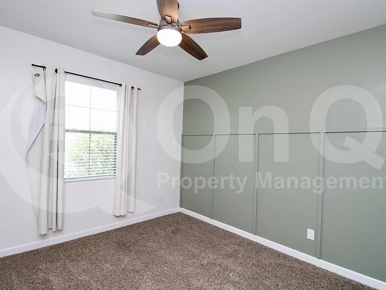 30425 W Picadilly Rd — Photo 9