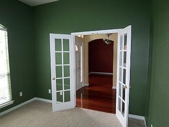 5th image of 405 Canoe Dr