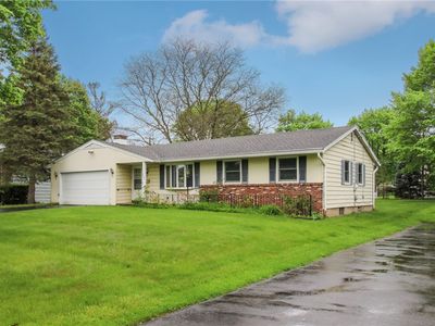 384 Courtly Cir, Rochester, NY, 14615