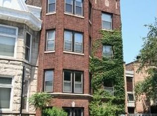 722 W Oakdale Ave, Chicago, IL 60657