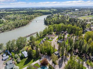 88 Cedar Pointe Loop, Columbia Falls, MT 59912