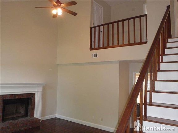 3rd image of 3583 Brenda Ct