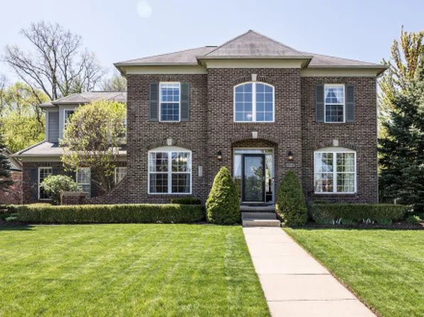 49745 Lansdowne St, Canton, MI 48188