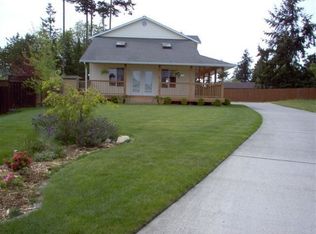 2291 SW Vista Park Dr, Oak Harbor, WA 98277