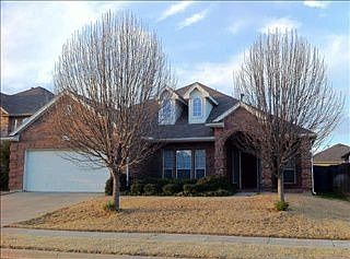 1st image of 2629 Alpena Dr