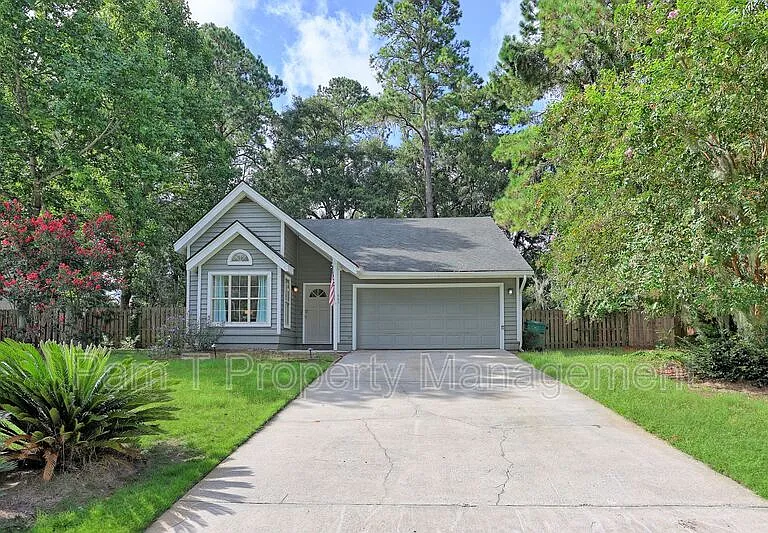 522 Oemler Loop — Photo 1