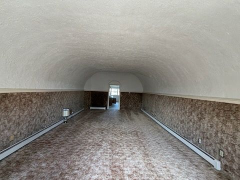 4th image of 638 Wood St Floor 3