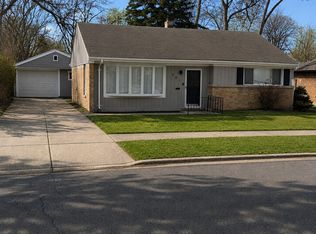 261 Minocqua St, Park Forest, IL 60466