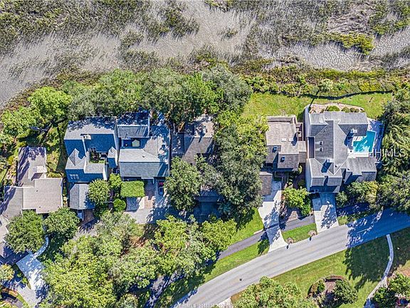 3rd image of 303 Moss Creek Dr