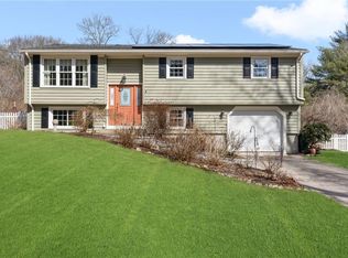 41 Leuba Rd, Coventry, RI 02816