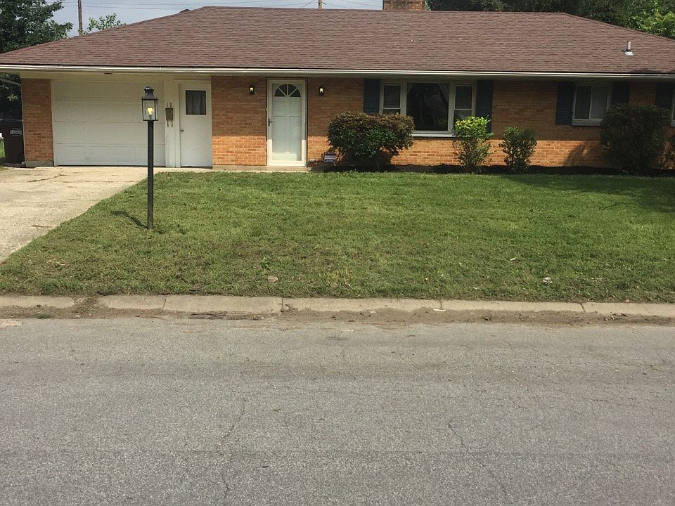 1st image of 19 W Sherry Dr
