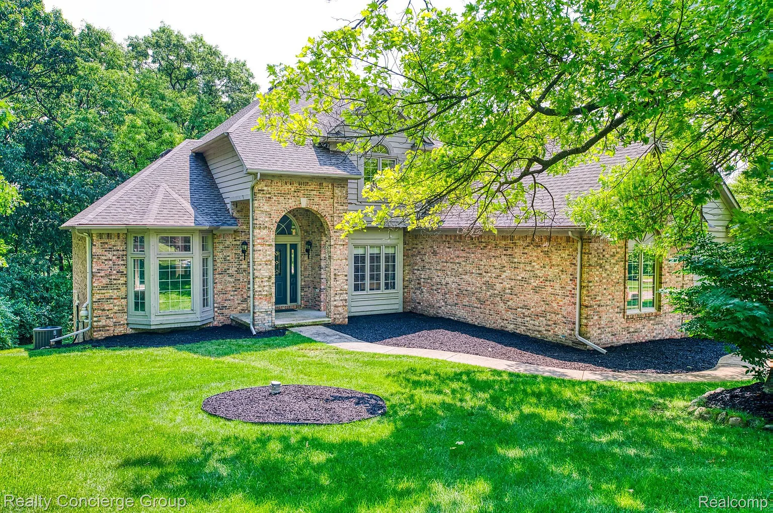 5475 Split Rail Dr photo 1