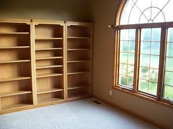 3rd image of 2039 Havens Ct E