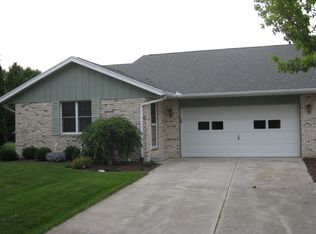1950 Brookhaven Dr, Lima, OH 45805