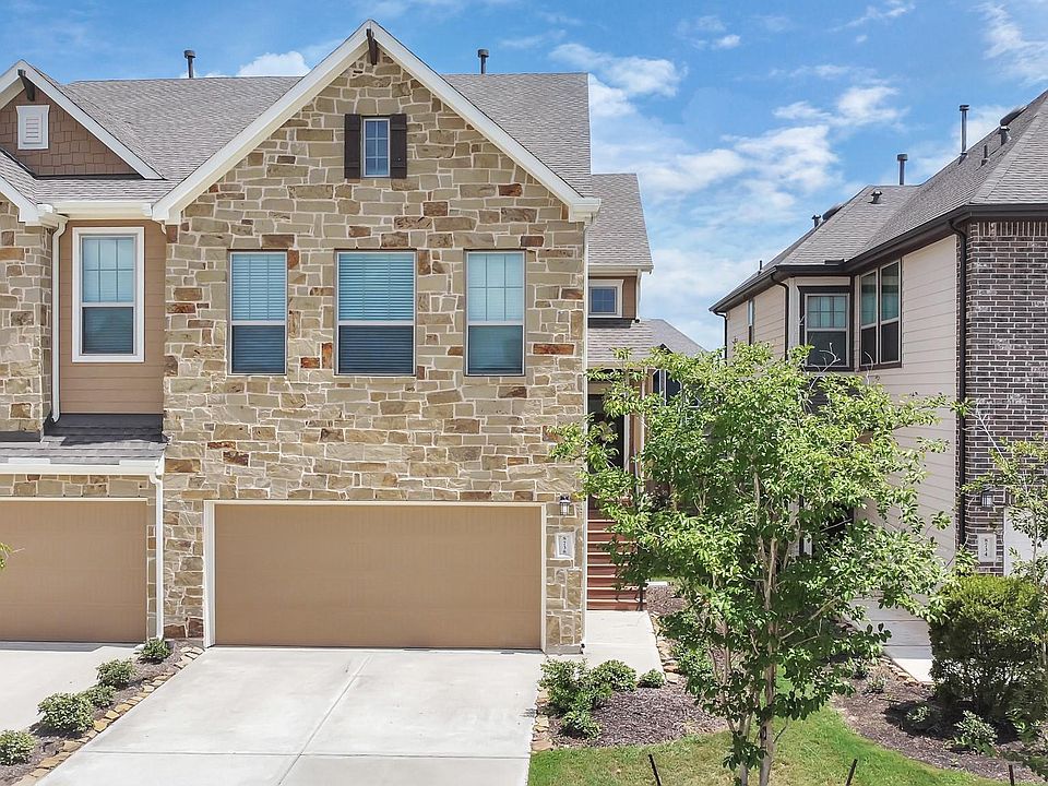 1st image of 8738 Laurel Crest Dr