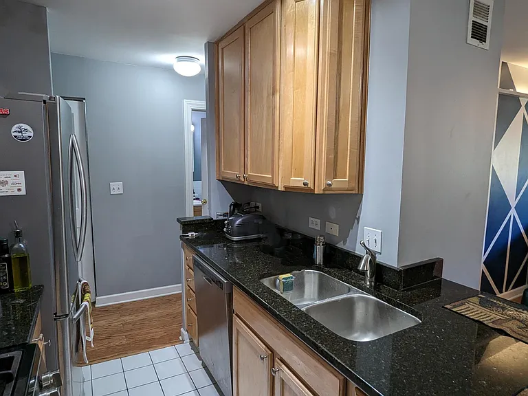 900 W Fullerton Ave #4G — Photo 11