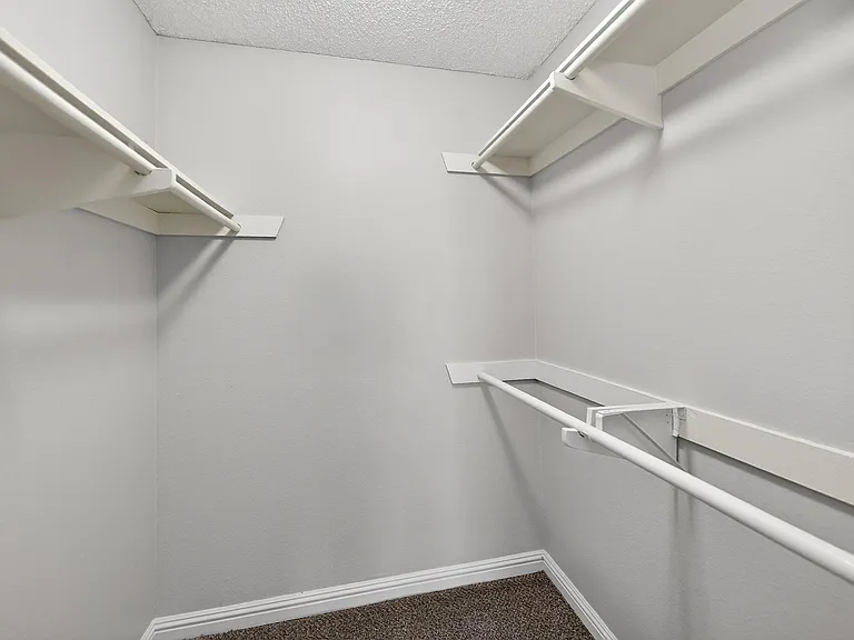 Prado Apartments — Photo 69