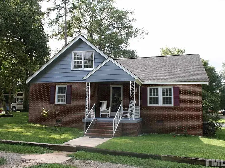 221 Howard Rd — Photo 46