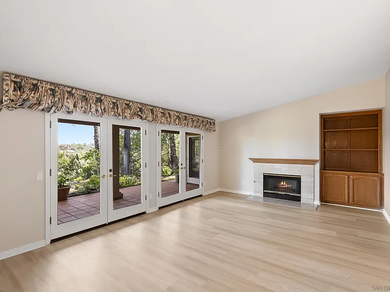 6518 Monte Fuego — Photo 12