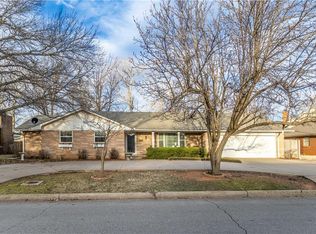 717 Oak Dr, Weatherford, OK 73096
