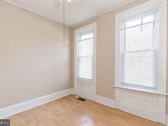 4th image of 1804 Fairmount Ave #1