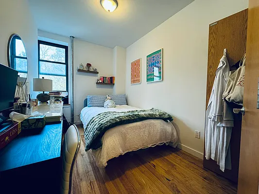 Rented by Metropolitan Property Group | media 7