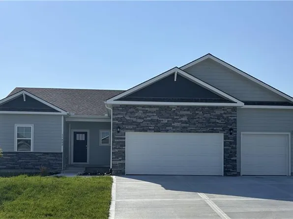 17827 Houston St, Gardner, KS 66030